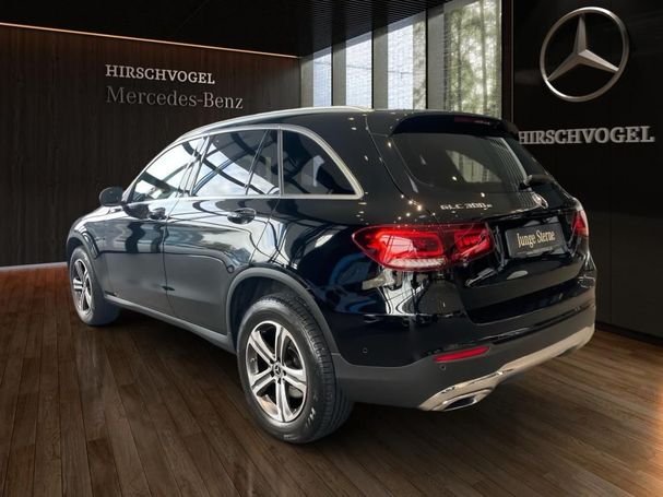 Mercedes-Benz GLC 300 e 235 kW image number 7