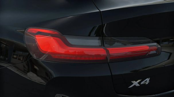 BMW X4 xDrive 140 kW image number 8