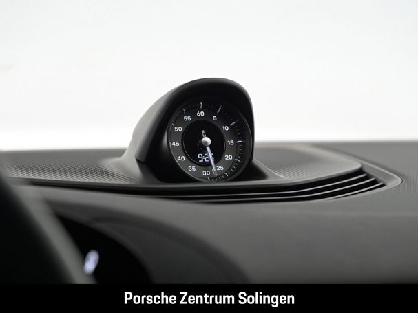 Porsche Taycan 320 kW image number 21