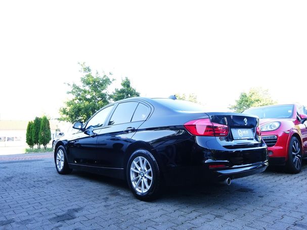 BMW 318d Advantage 110 kW image number 4