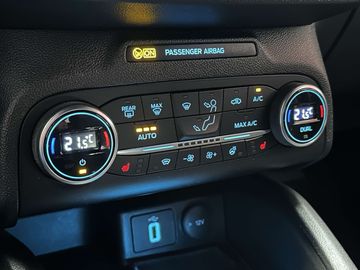 Car image 33