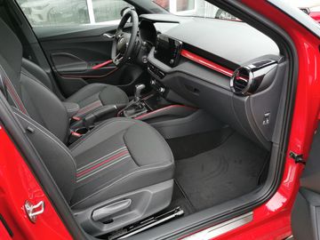 Car image 16