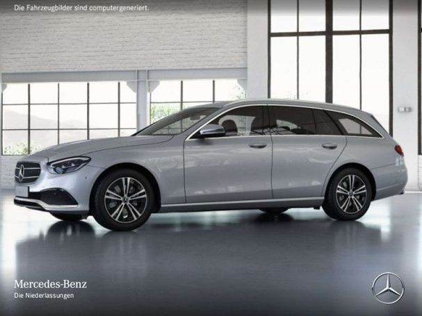 Mercedes-Benz E 220 d T 143 kW image number 1