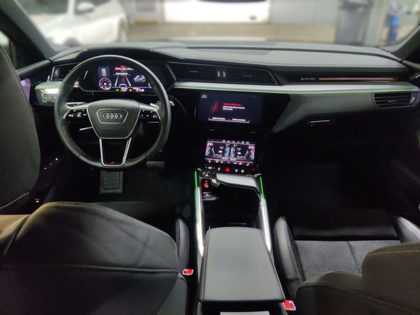 Audi e-tron 55 S-line 300 kW image number 14