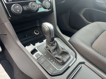 Car image 36