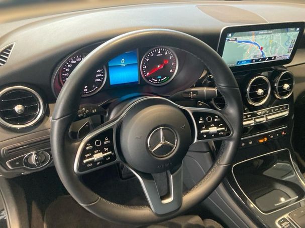 Mercedes-Benz GLC 300 e 235 kW image number 12