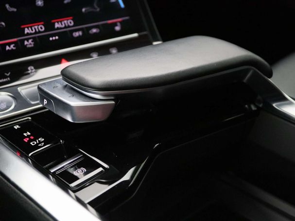 Audi e-tron 50 quattro 230 kW image number 25