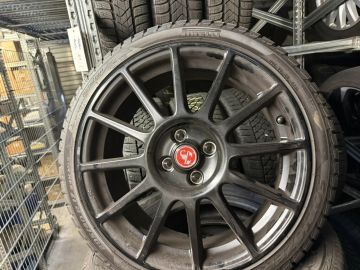Car image 23