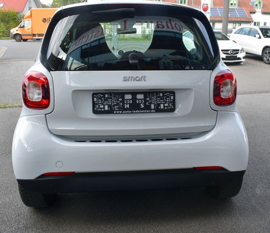 Smart ForTwo coupe EQ 60 kW image number 4