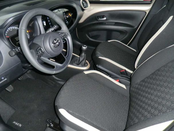 Toyota Aygo X 53 kW image number 6