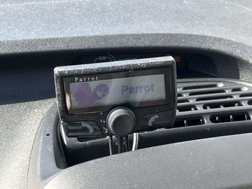 Car image 27