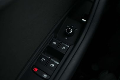 Car image 41