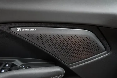 Car image 25