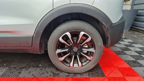 Car image 27