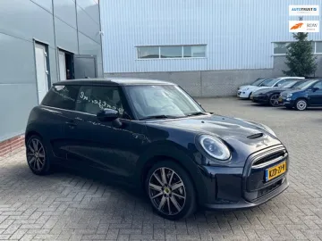 Car image 39