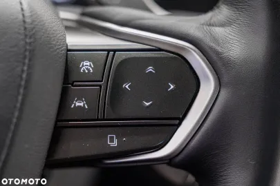 Car image 40