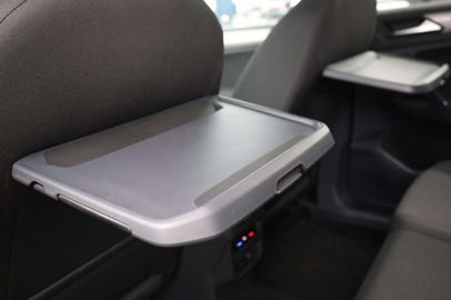 Car image 37