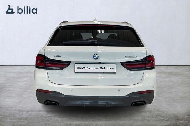 BMW 520d Touring xDrive 140 kW image number 3