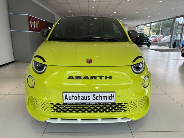 Abarth 500 e 113 kW image number 3