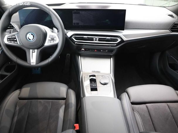 BMW 330 e Touring 215 kW image number 8