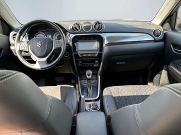 Car image 10