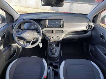 Car image 13