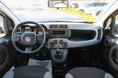 Car image 11