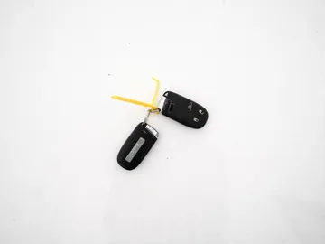 Car image 32