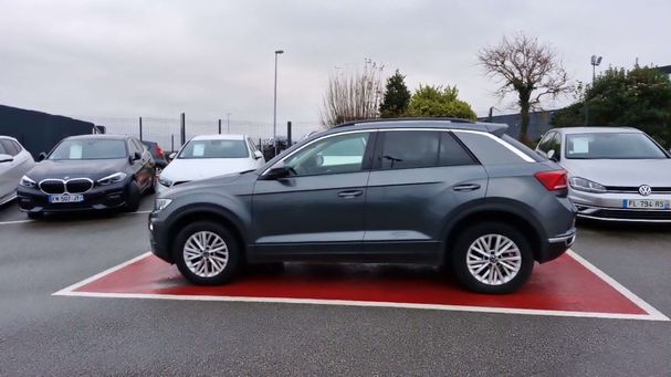 Volkswagen T-Roc 1.5 TSI DSG 110 kW image number 8