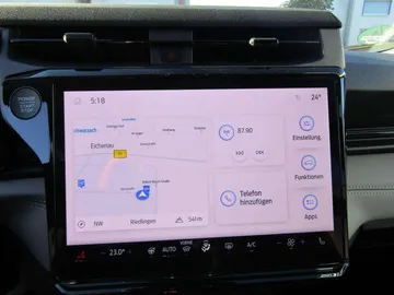Car image 21