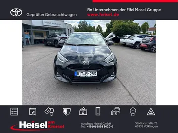 Car image 3