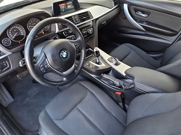 BMW 320i Touring xDrive 135 kW image number 8