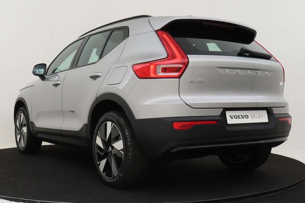 Volvo XC40 Single Motor Essential 175 kW image number 8