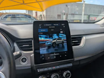 Car image 34