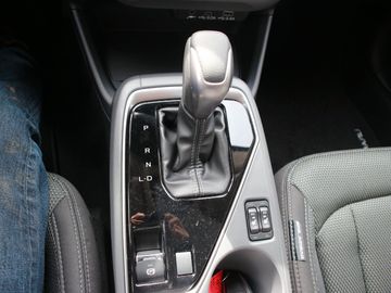 Car image 15