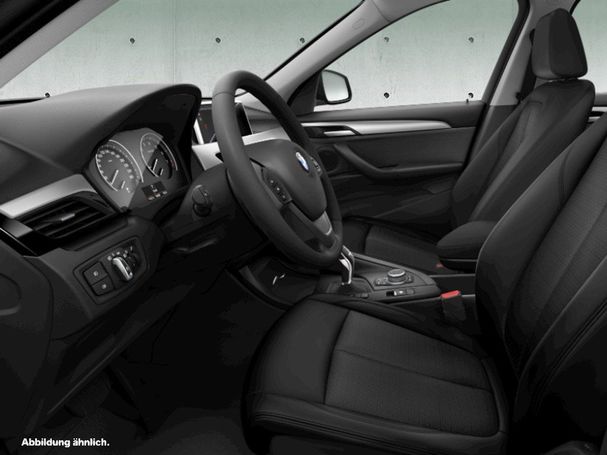 BMW X1 sDrive18i Advantage 100 kW image number 4