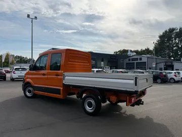 Car image 33
