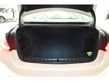 Car image 38