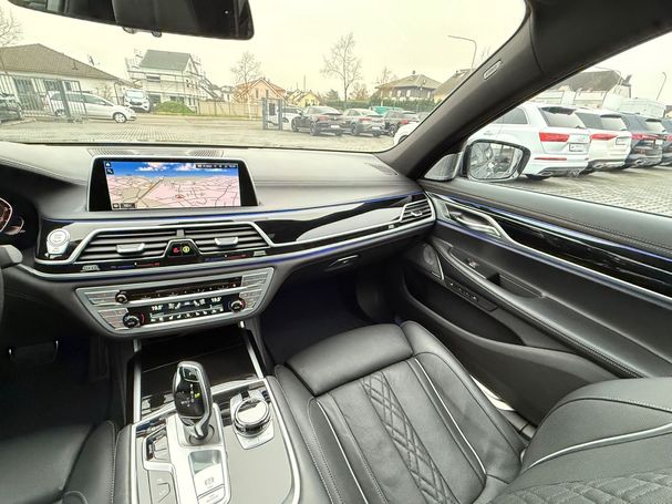 BMW 750i xDrive 390 kW image number 18