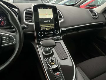 Car image 23