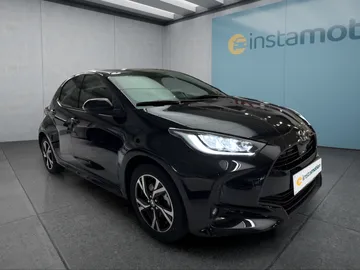 Car image 2