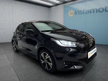 Car image 2