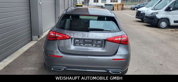 Mercedes-Benz A 180 100 kW image number 4