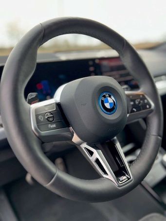 BMW iX1 xDrive30 M Sport 230 kW image number 14