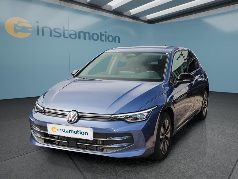 Volkswagen Golf 8 2.0