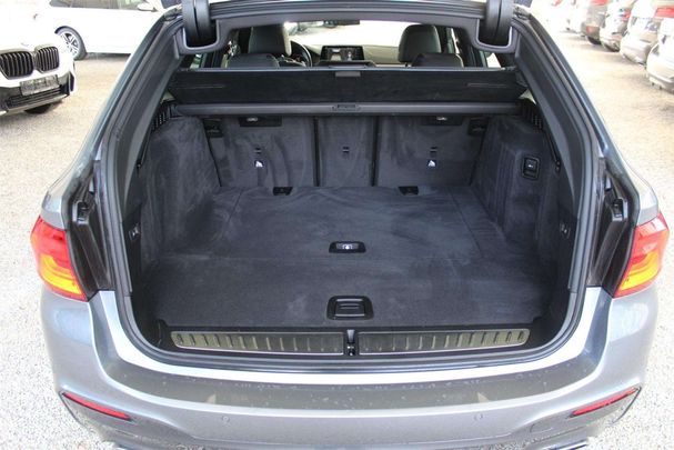 BMW 520d Touring xDrive 140 kW image number 24