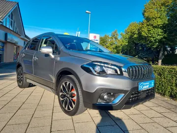 Car image 2