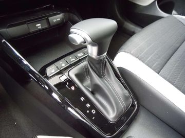 Car image 13