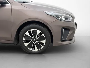 Car image 31
