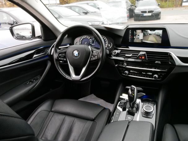 BMW 530i Luxury Line 185 kW image number 11